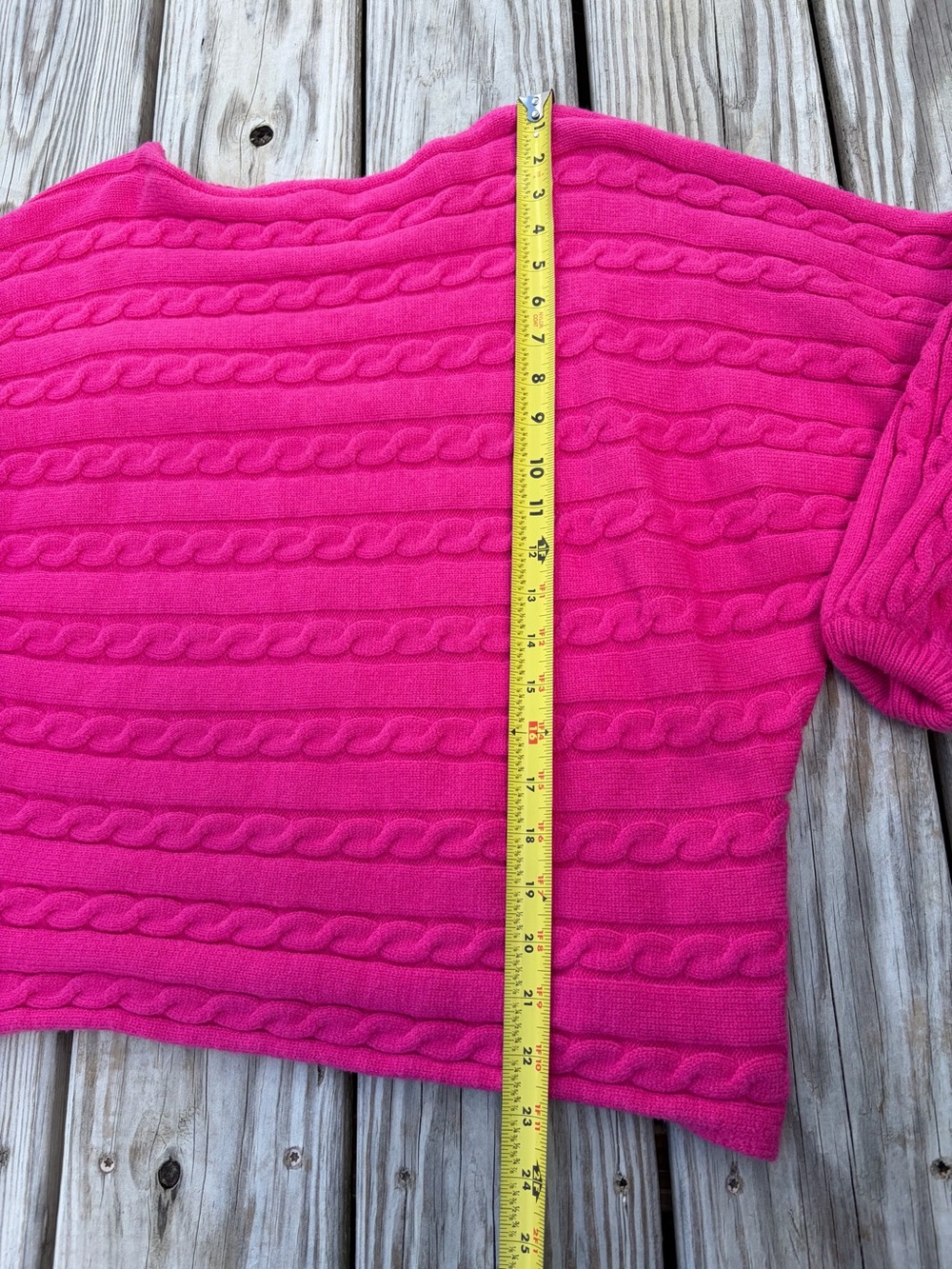 Vine And Love Hot Pink Chunky Cable Knit Long Sleeve Feminine Sweater Size Small - Picture 9 of 10